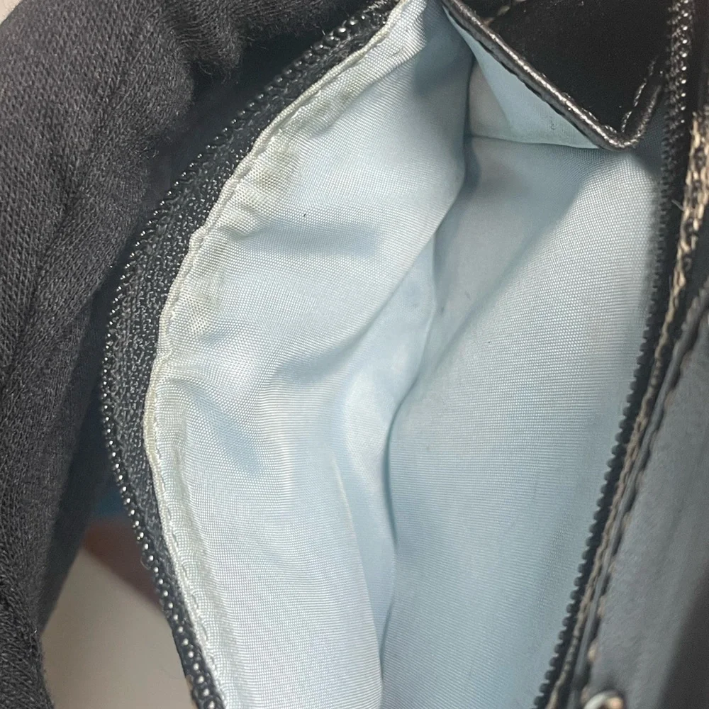 Coach Y2k Black & Gray Signature Turnlock Wallet 3.5 in H x 5 in L - Picture 10 of 10